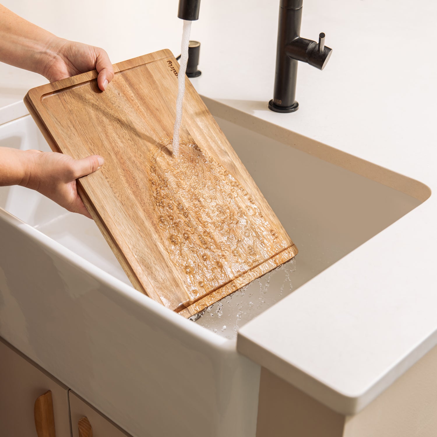 Acacia Cutting Board Set