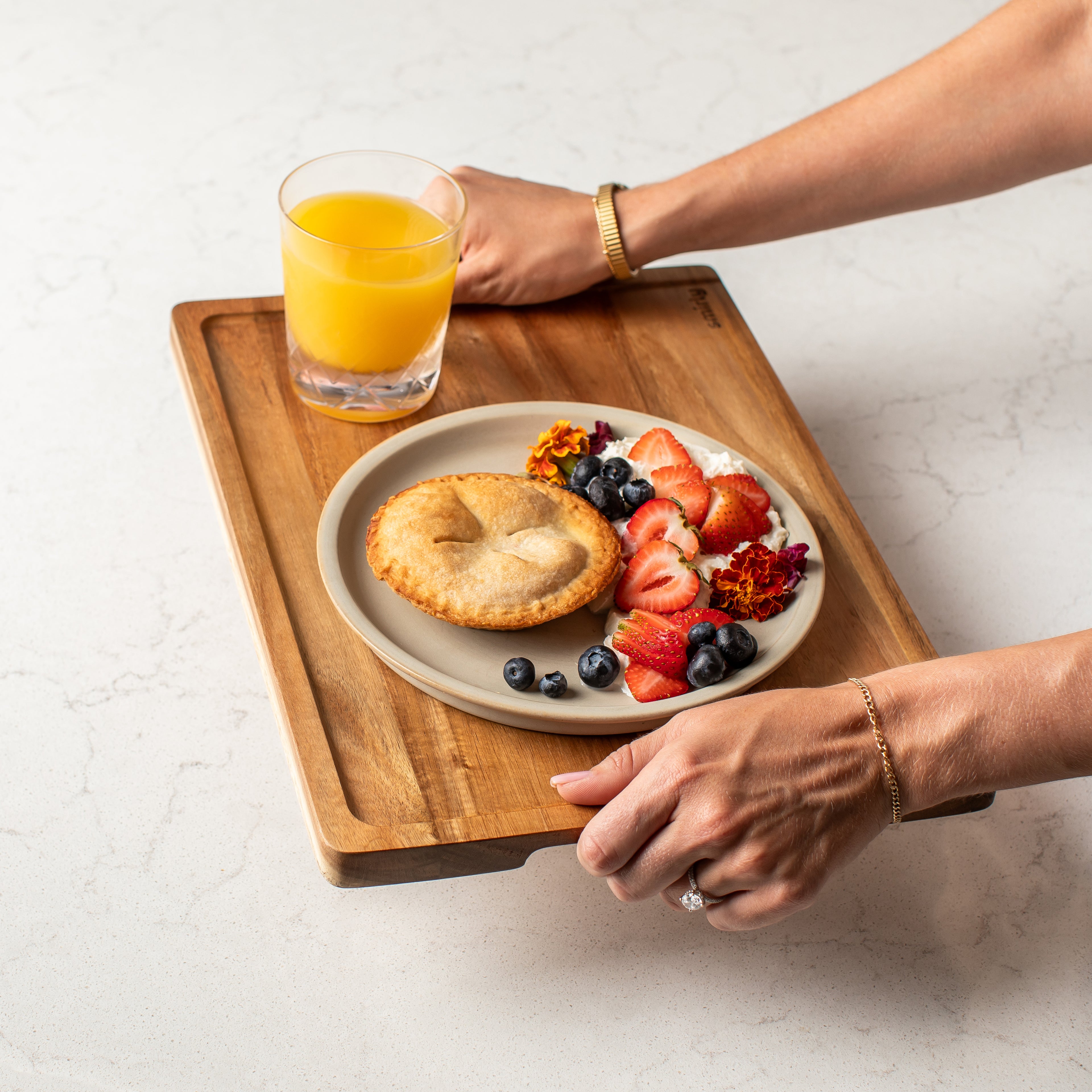 Acacia Cutting Board Set